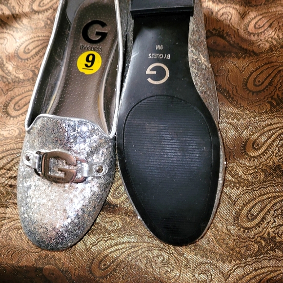 Guess flats women size US 9, Sparkle with Buckle - Picture 3 of 13